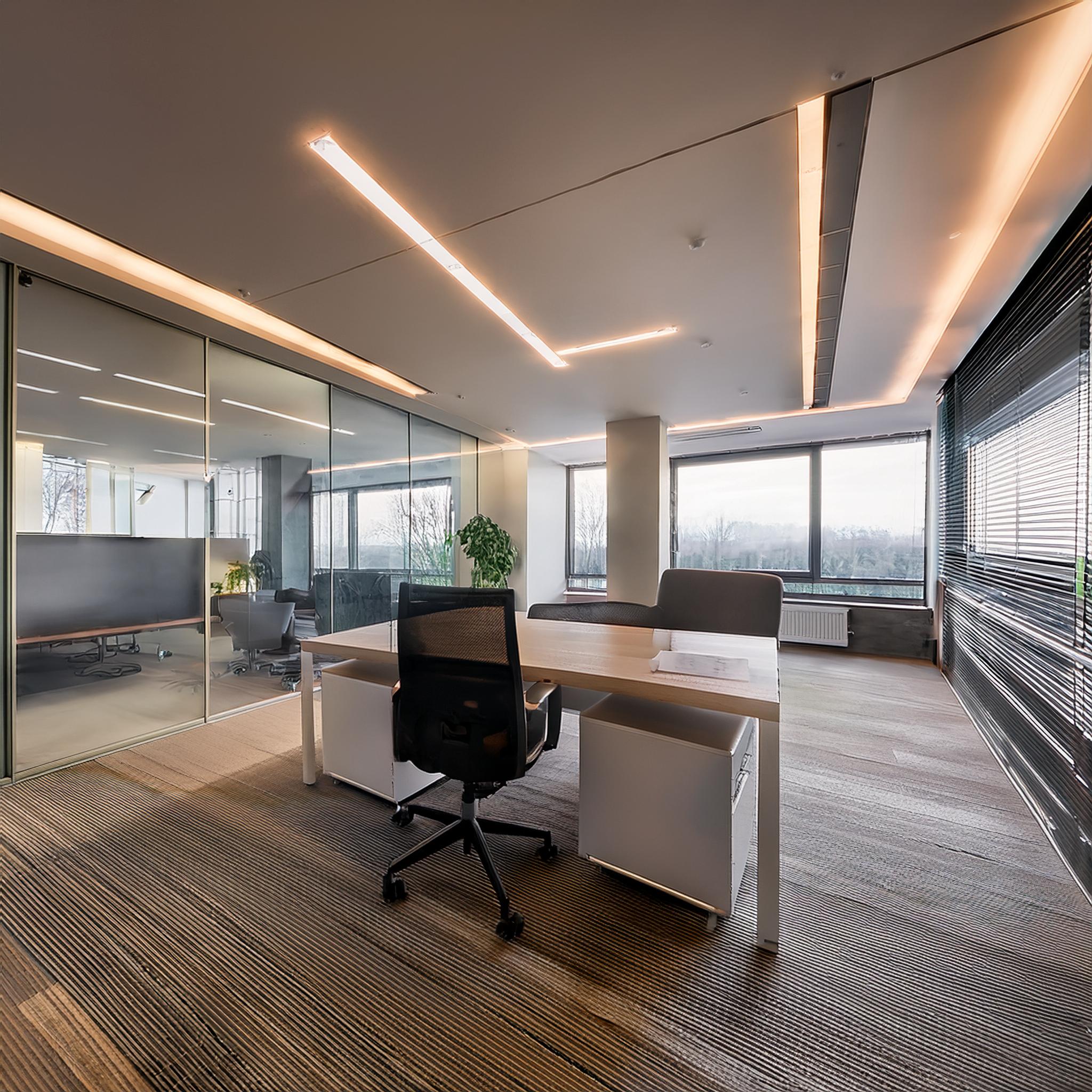 Elegantes Büro eines Steuerberaters mit klassischen Designelementen